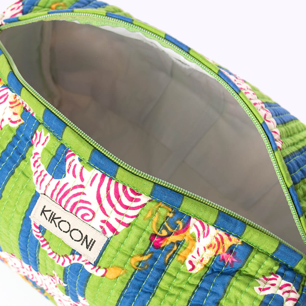"Mysty Dragon - life" cosmetic bag