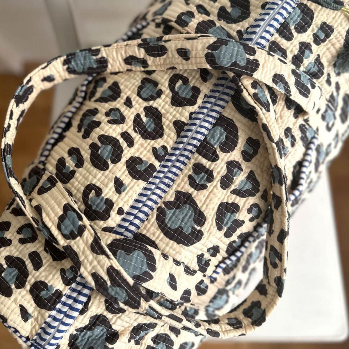 Handmade cotton bag "blue Leo"