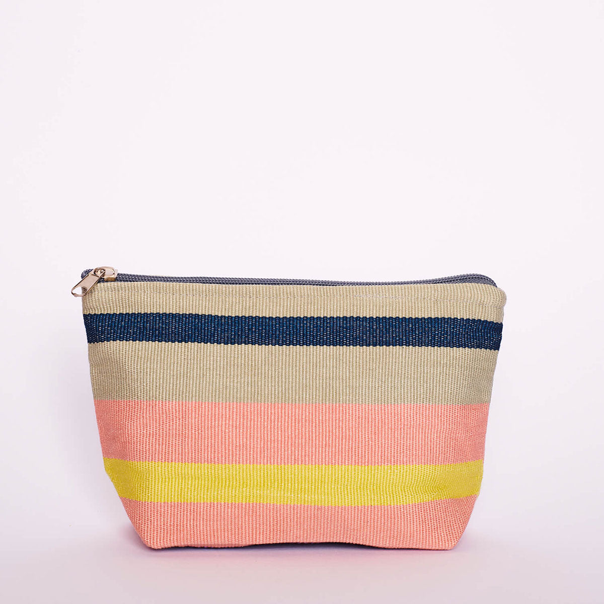 Hand-woven small cosmetic bag "SOLITA" from Guatemala