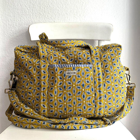 Large travel bag "Desert Flower"