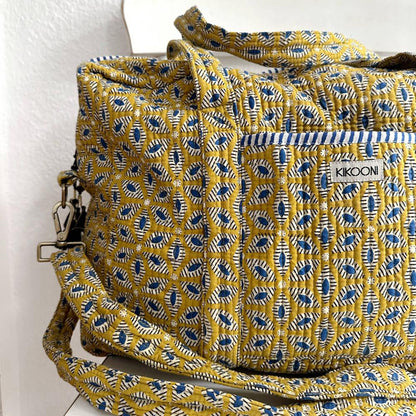 Large travel bag "Desert Flower"