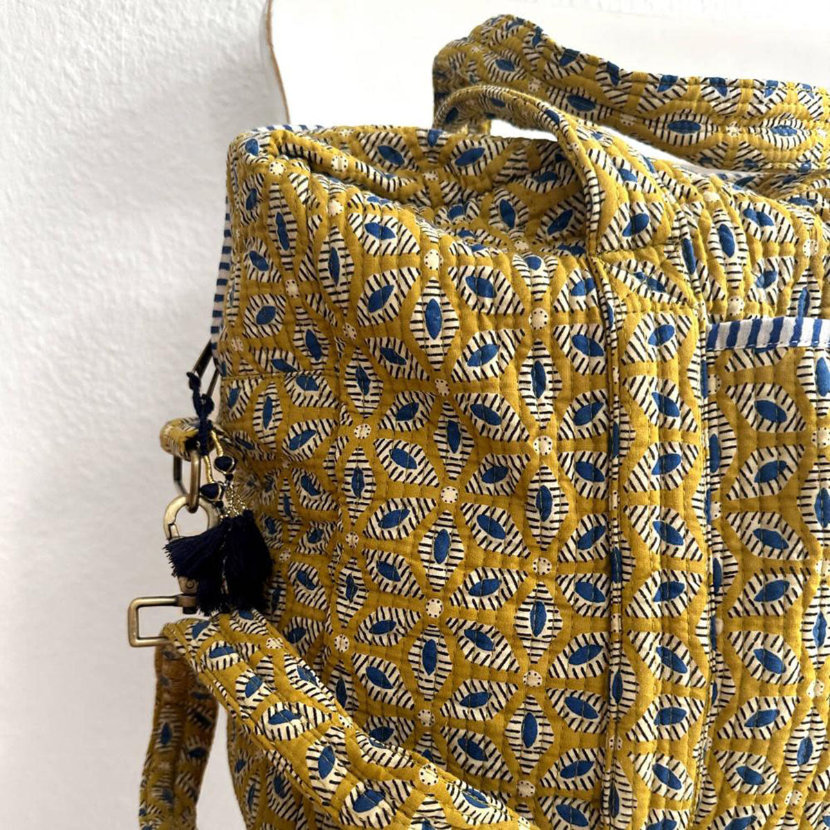 "Desert Flower" large travel bag