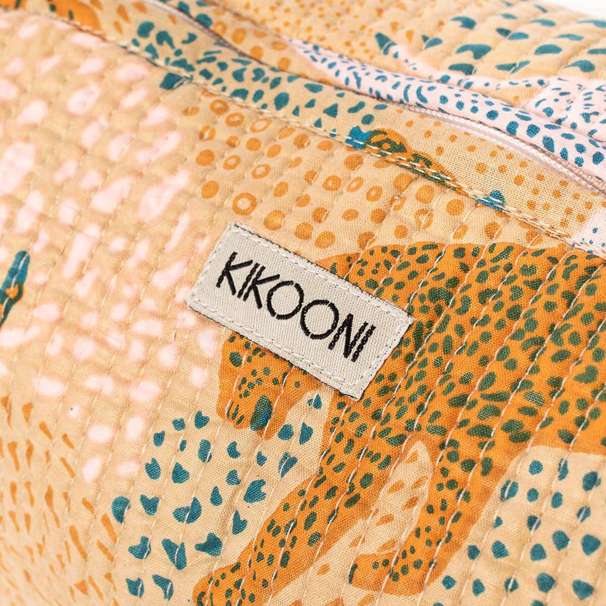 Handmade cosmetic bag "Lucky Leo" - beige