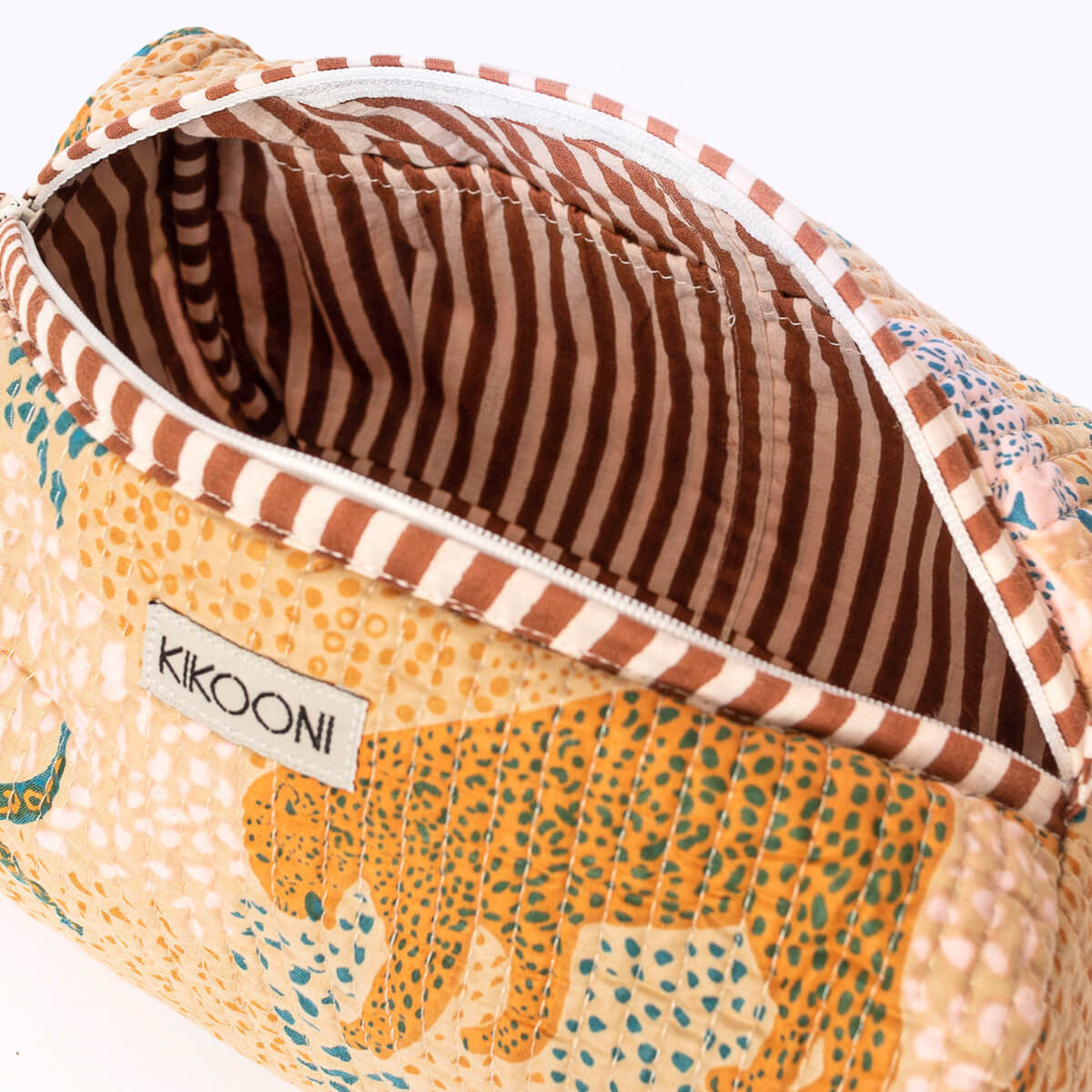 Handmade cosmetic bag "Lucky Leo" - beige