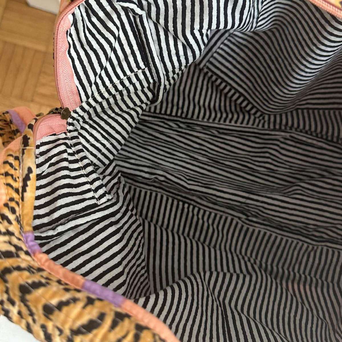 Große Reisetasche "Poppy Tiger peach fusion"