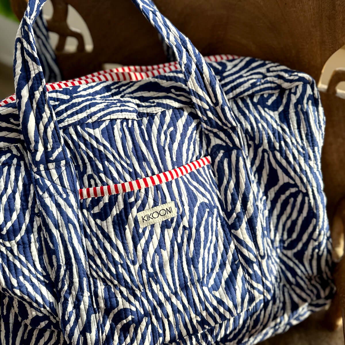 Große Reisetasche "Blue Zebra"