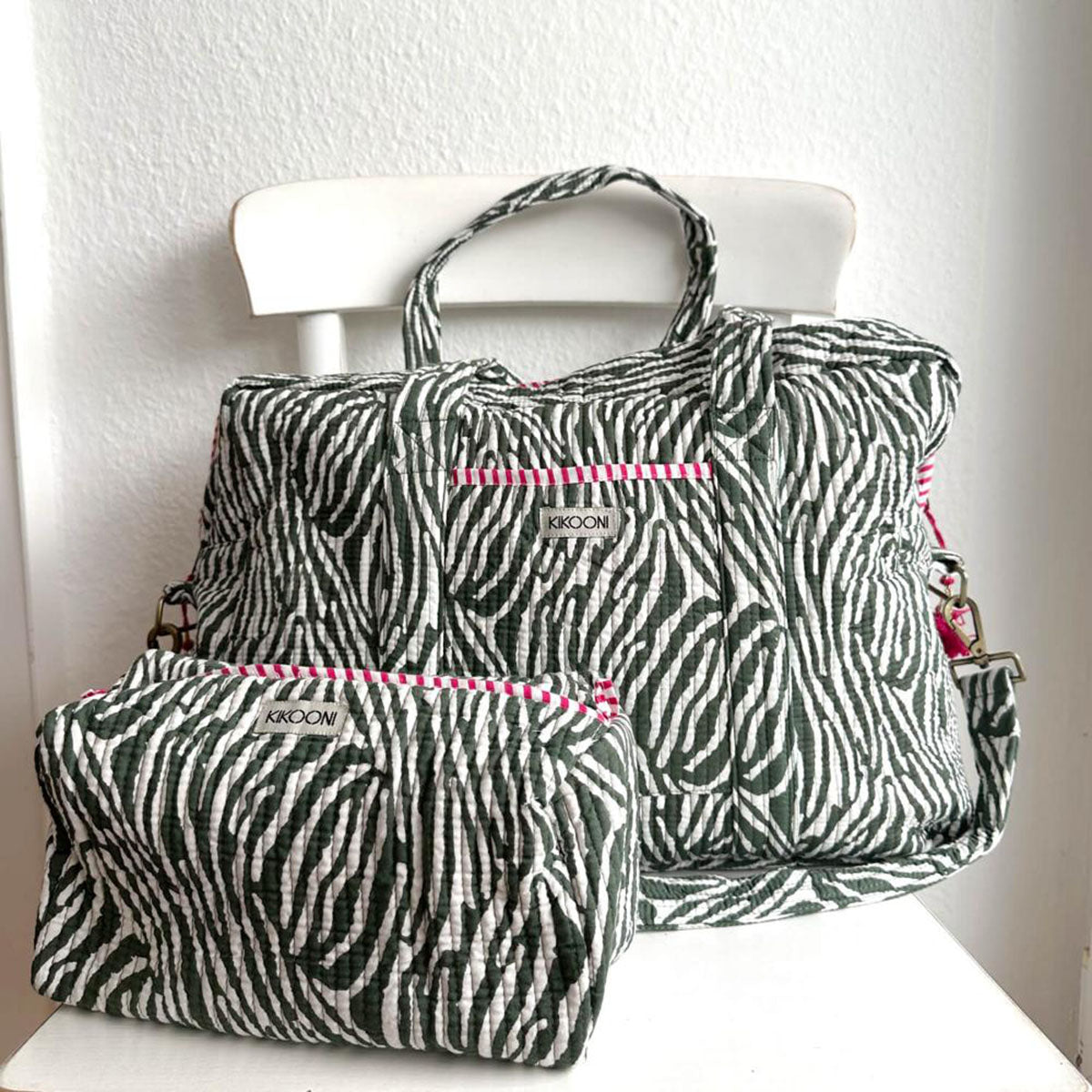 Grosse Reisetasche "Desert Zebra"