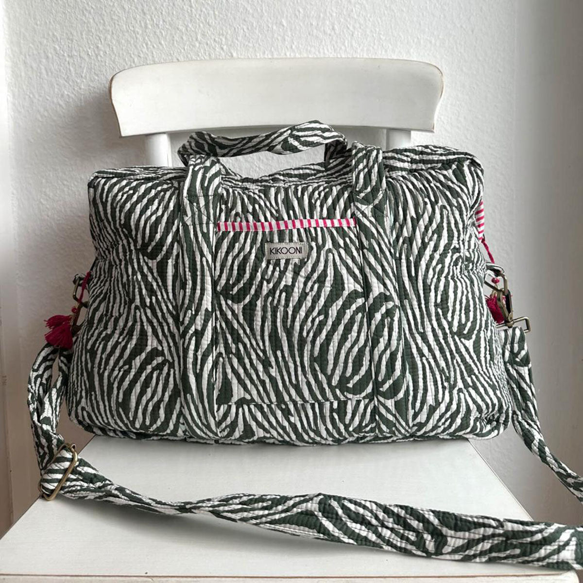 Grosse Reisetasche "Desert Zebra"