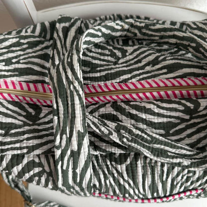 Grosse Reisetasche "Desert Zebra"