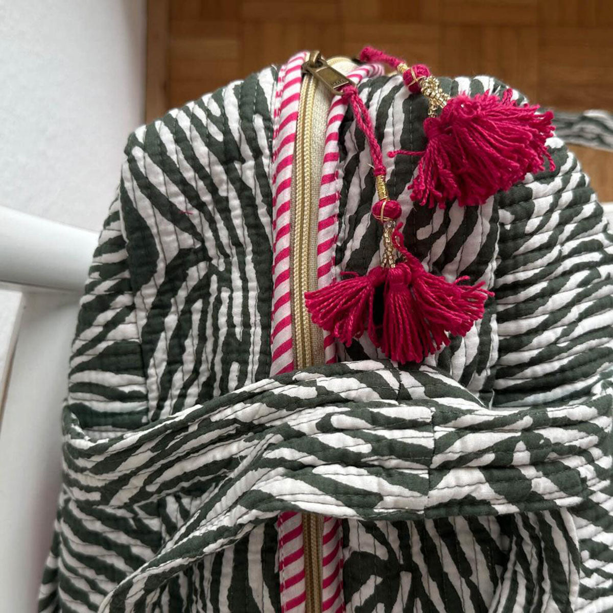Large travel bag "Desert Zebra"