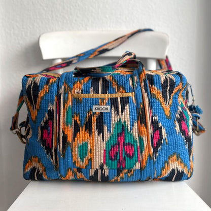 Grosse Reisetasche "BLUE IKAT"