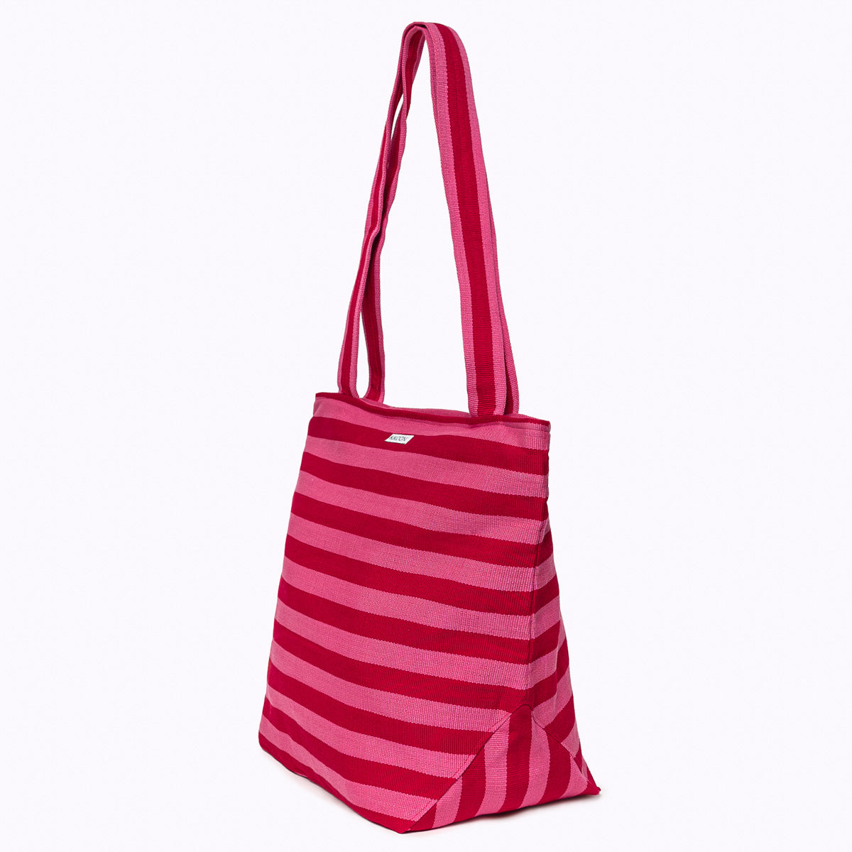 Hand-woven beach bag "AMORE"