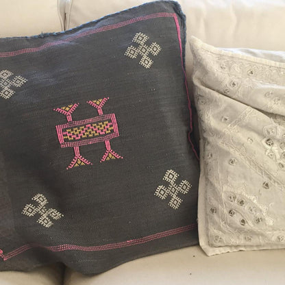 Berber cushion "TALWINE"