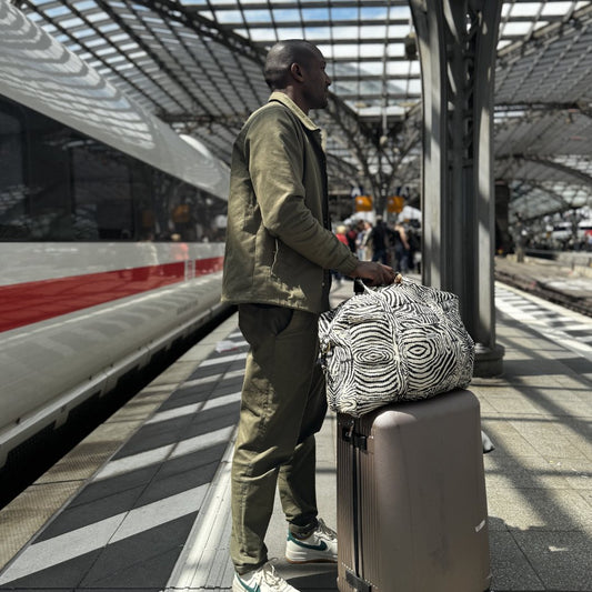 Große Reisetasche "Electric Zebra"