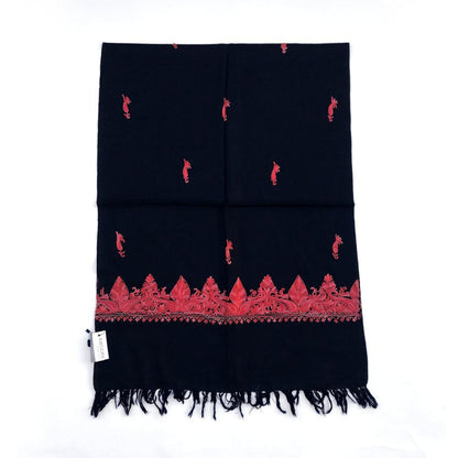 embroidered wool scarf "Vinasi"